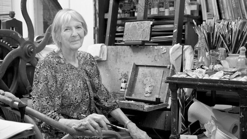 Photograph of Diana Armfield in her studio