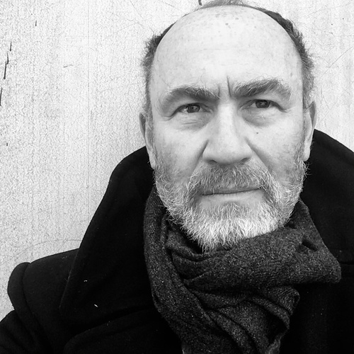 Photograph of Tom Harford.