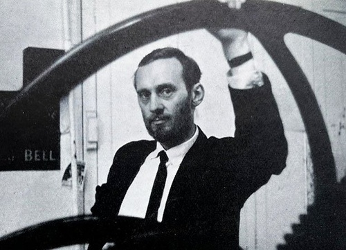 Photograph of Alistair Grant