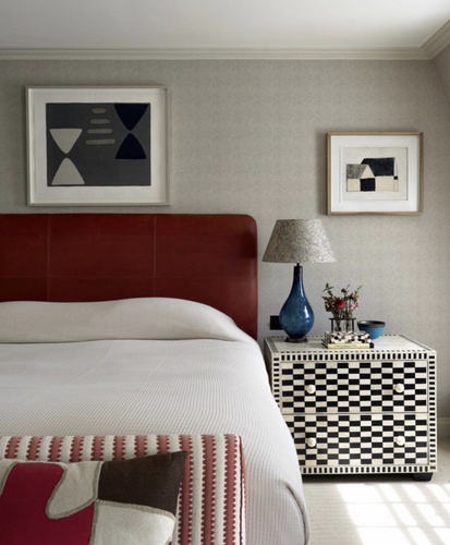 Roger Jones interior for Sibyl Colefax and John Fowler, bedroom features print by William Scott and painting by Francis Davison